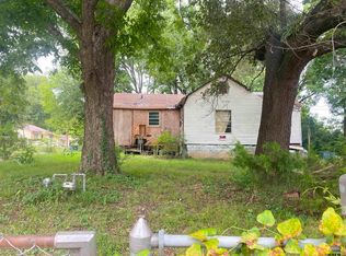 701 Eleanor St, Gladewater, TX 75647