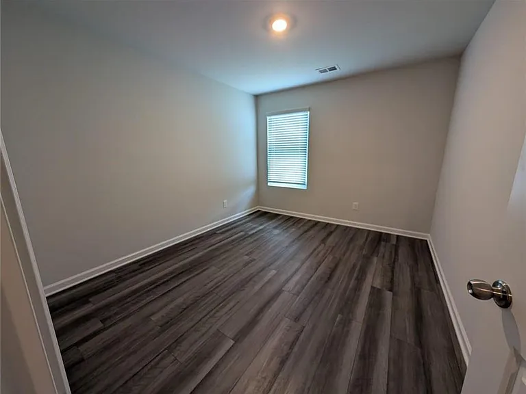 108 Brexley Dr — Photo 4