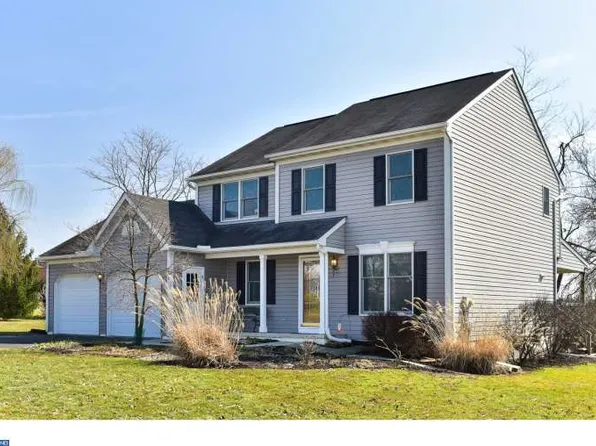 1550 Walnut Rd, Honey Brook, PA 19344