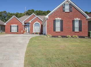 210 Turtle Cv, Carrollton, GA 30116