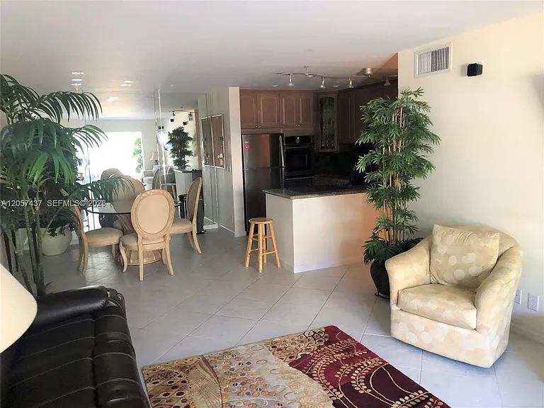 6339 Bay Club Dr #2 — Photo 11