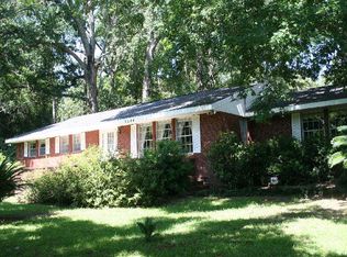 3284 Caverns Rd, Marianna, FL 32446