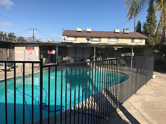 4th image of 2837 N West Ave #2837