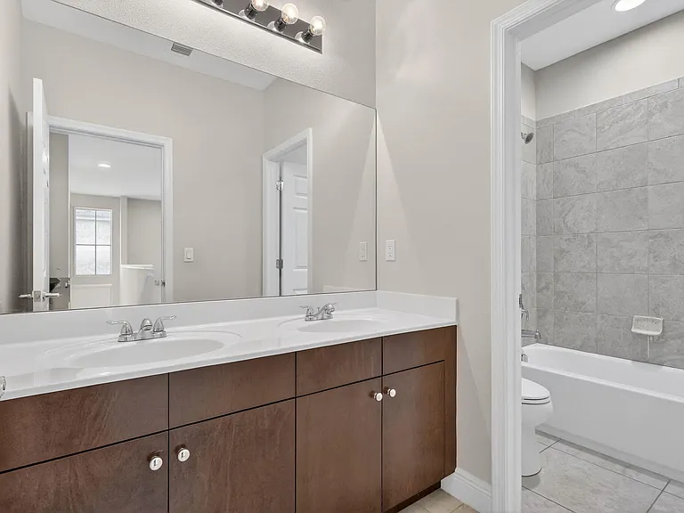 1609 NW Cataluna Cir — Photo 19