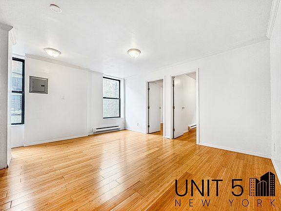 4th image of 1928 Pacific St APT 3F