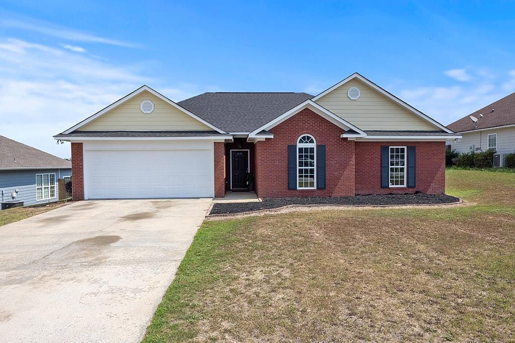 14 Hillside Ct, Phenix City, AL 36870 | Zillow