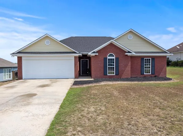 14 Hillside Ct, Phenix City, AL 36870