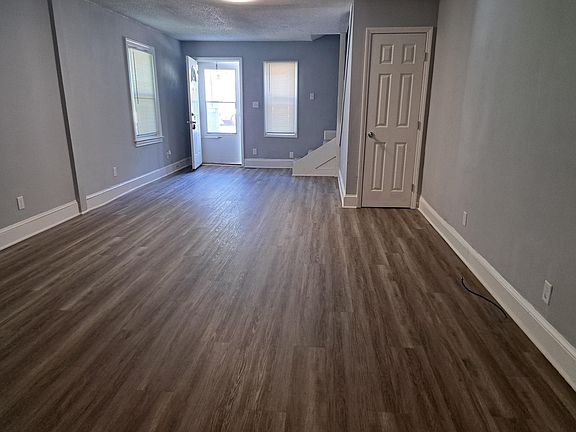 5th image of 910-912 Pittsburg Ave #1
