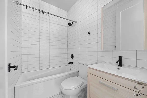 Rented by ERNY LLC | media 22