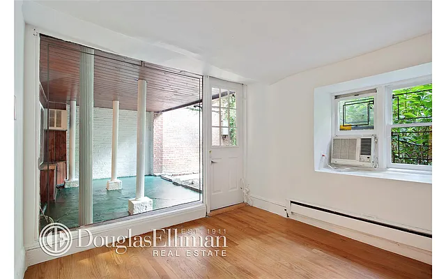 Rented by Douglas Elliman | media 27