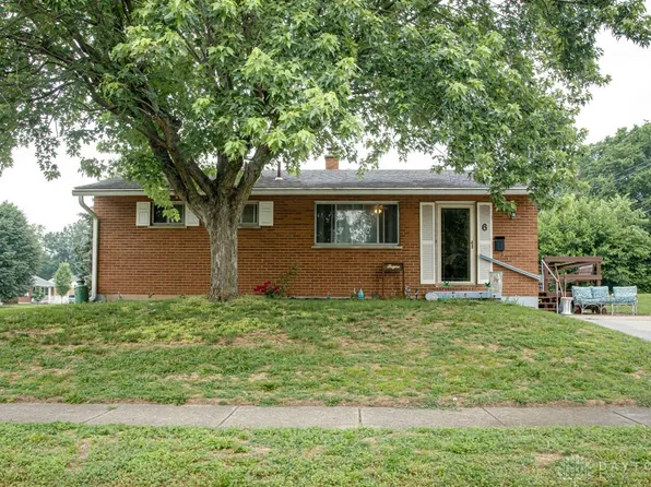 6 Dayspring Dr, Hamilton, OH 45015