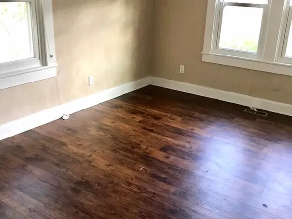 139 Ash Ave, Newport News, VA 23607