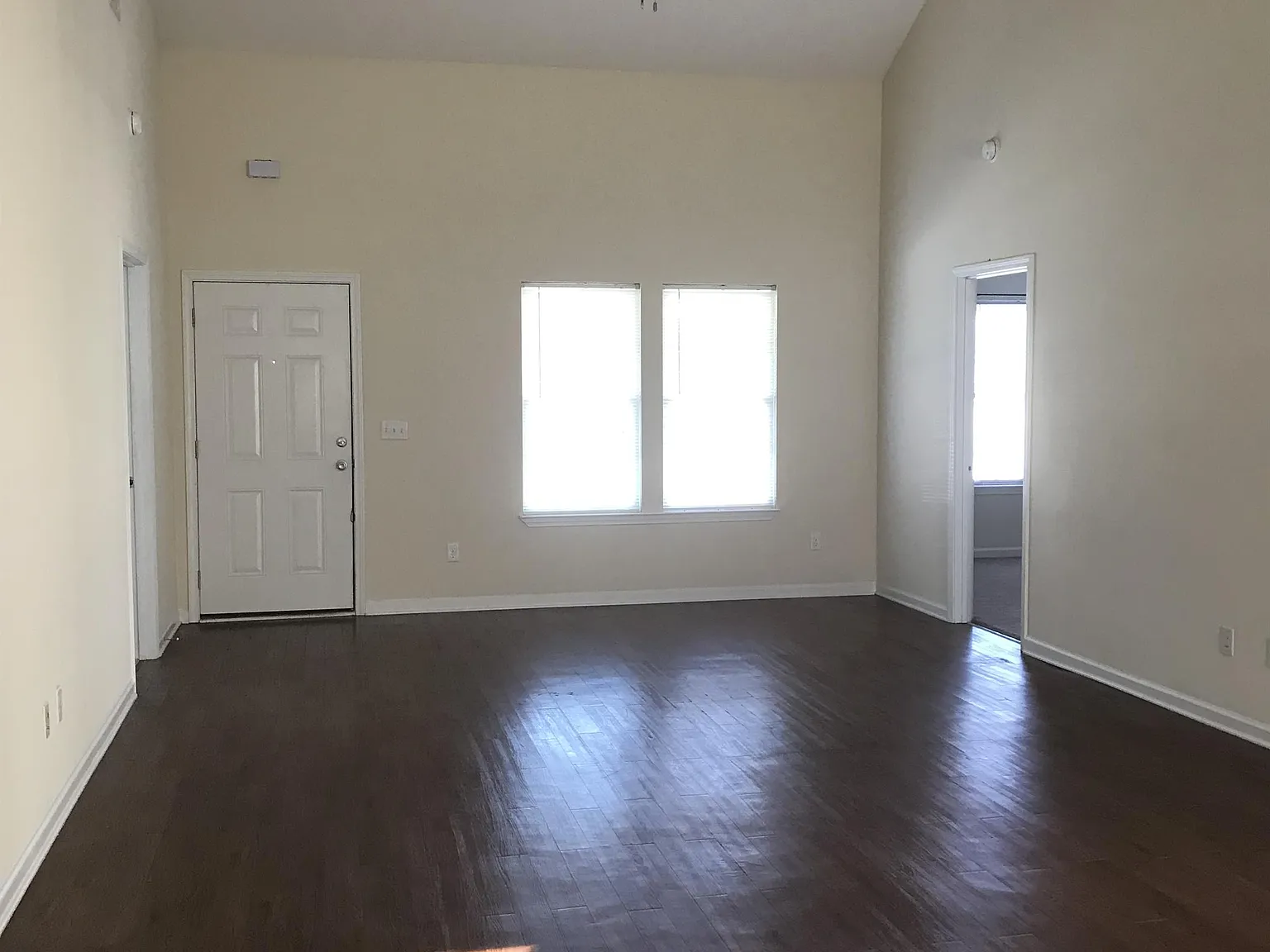 2806 Davis Road - 1 — Photo 2