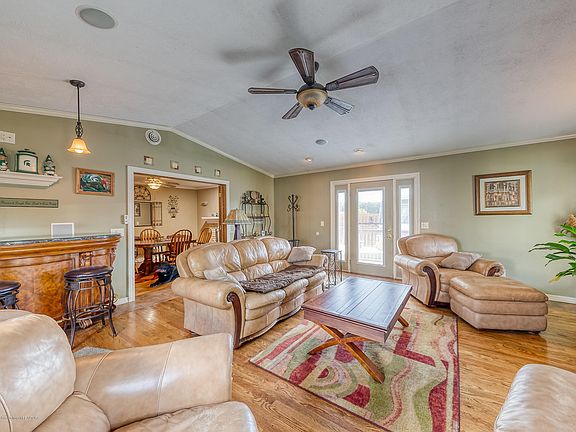 3rd image of 11011 Stoney Brook Dr