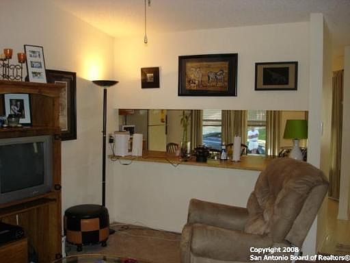 5th image of 6745 HICKORY SPRING DR