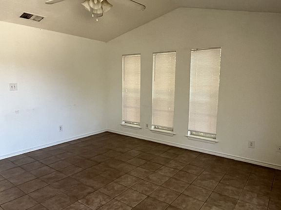 2nd image of 206 Craddock Ave #1