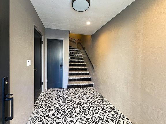 2nd image of 2053 Broadway St