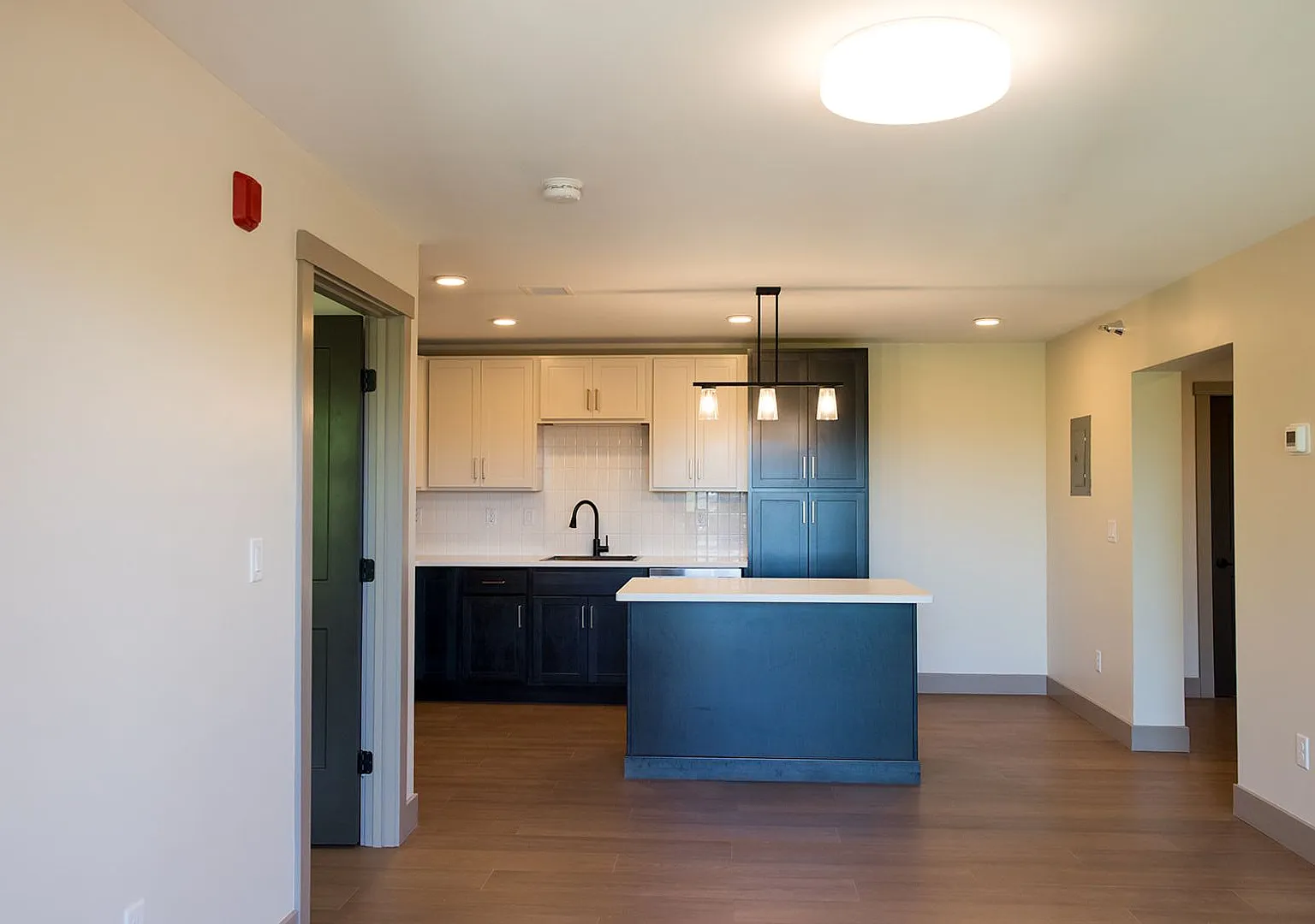 Brook Hill Apartments — Photo 3