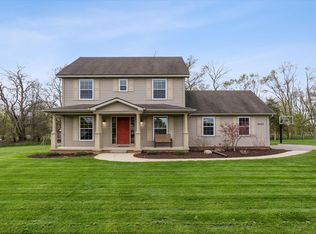 8443 Saddlewood Cir, Brighton, MI 48116