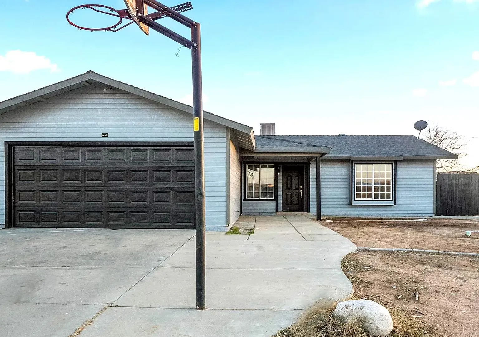Available Now...Gorgeous Modern Updated Home! — Photo 1