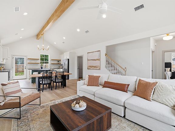 5th image of 538 Proctor Ave