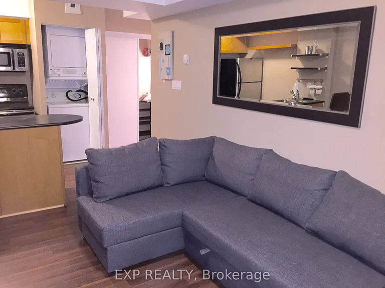 46 E Liberty St #521 — Photo 14
