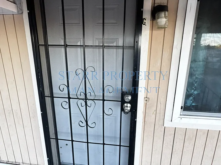 508 S School St #AG — Photo 12