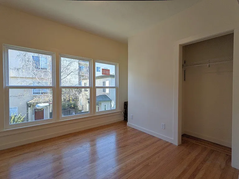 2423 Blake Street — Photo 46