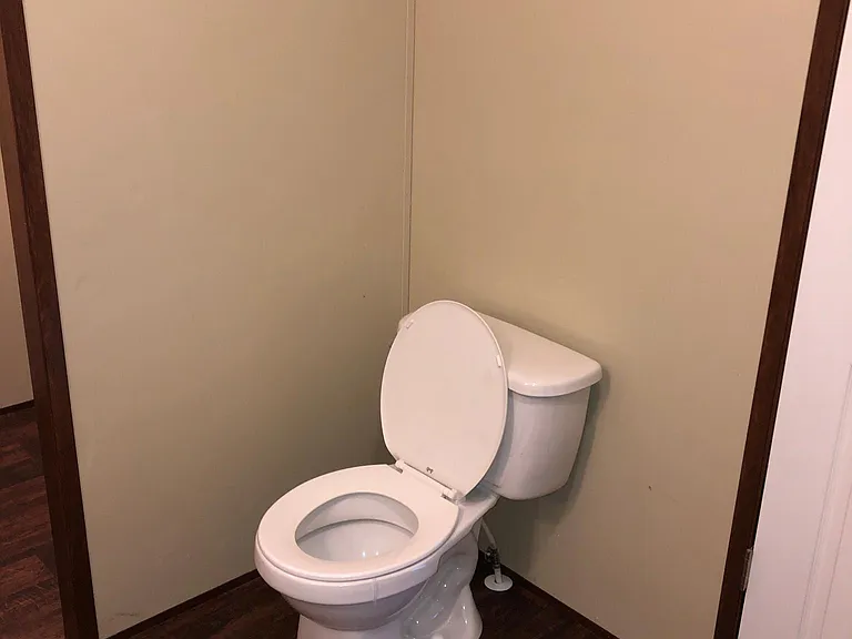 Elaine Dr — Photo 10