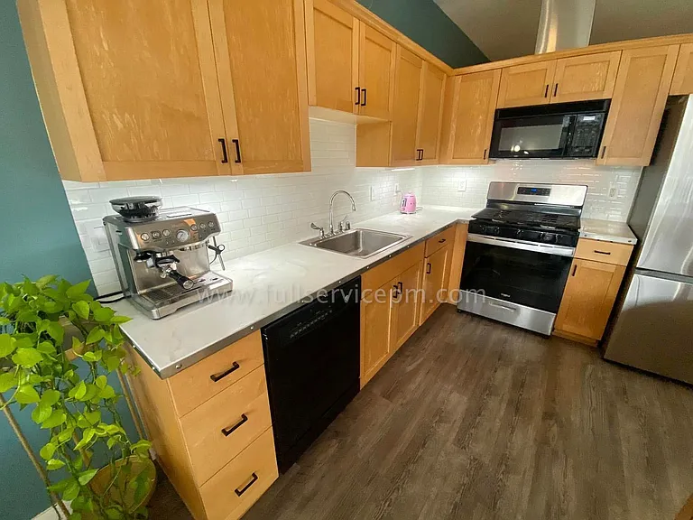 303 E Pike St #605 — Photo 6