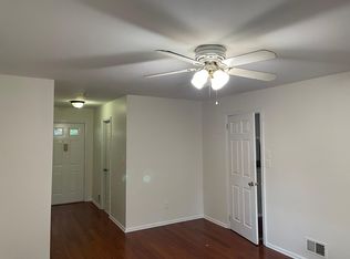 110 Woodbridge Comns Way, Iselin, NJ 08830