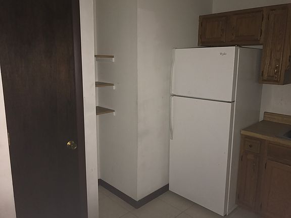5th image of 15 Mill St