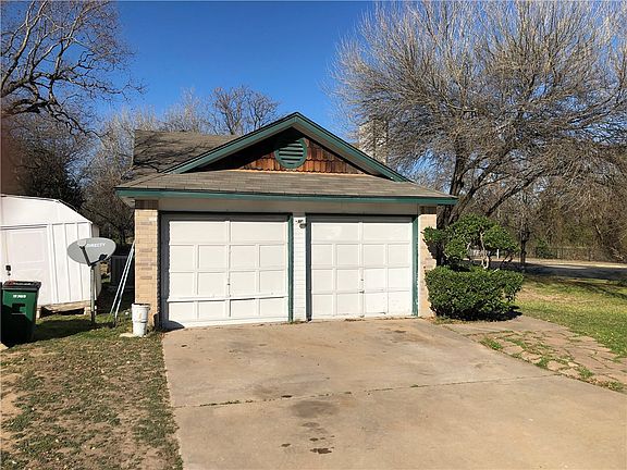 4th image of 8400 Birmingham Dr