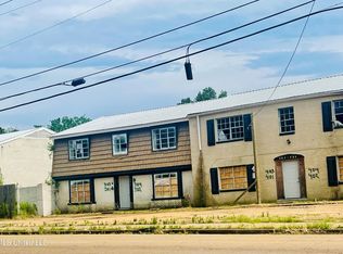 1021 Raymond Rd, Jackson, MS 39204