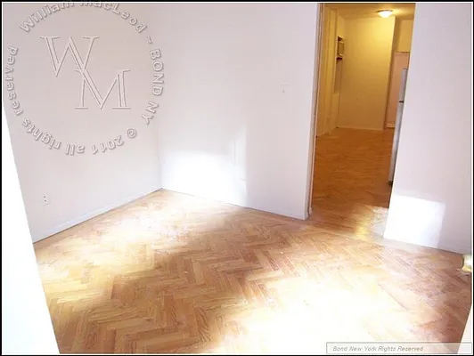 Rented by Bond New York | media 7