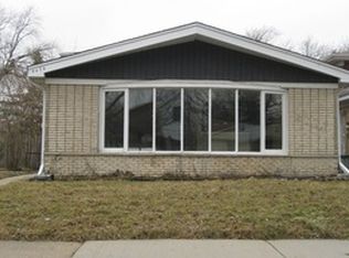 9626 Lowell Ave, Skokie, IL 60076