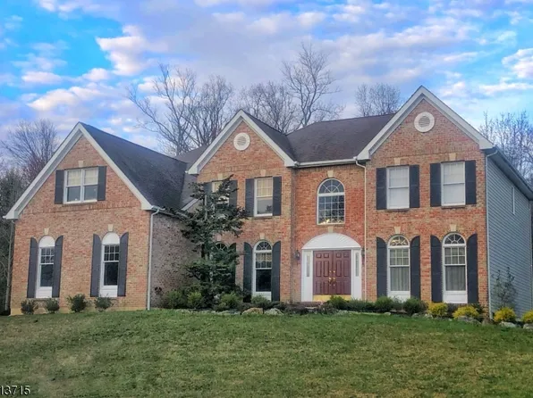 37 Wyckoff Dr, Union Twp., NJ 08867