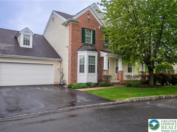 2381 Napa Dr, Easton, PA 18040