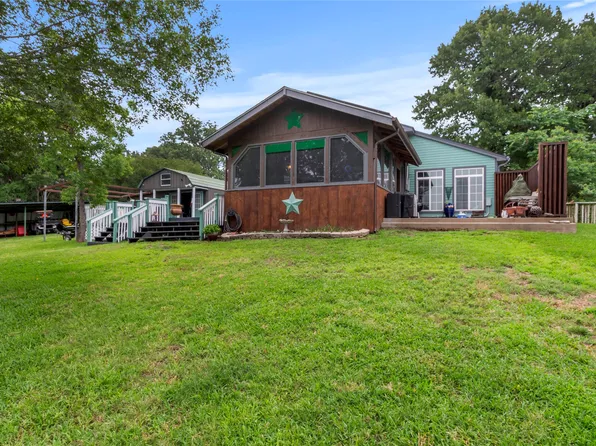 250 Whispering Oaks Trl, Mabank, TX 75156