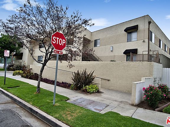 4th image of 2005 Grismer Ave