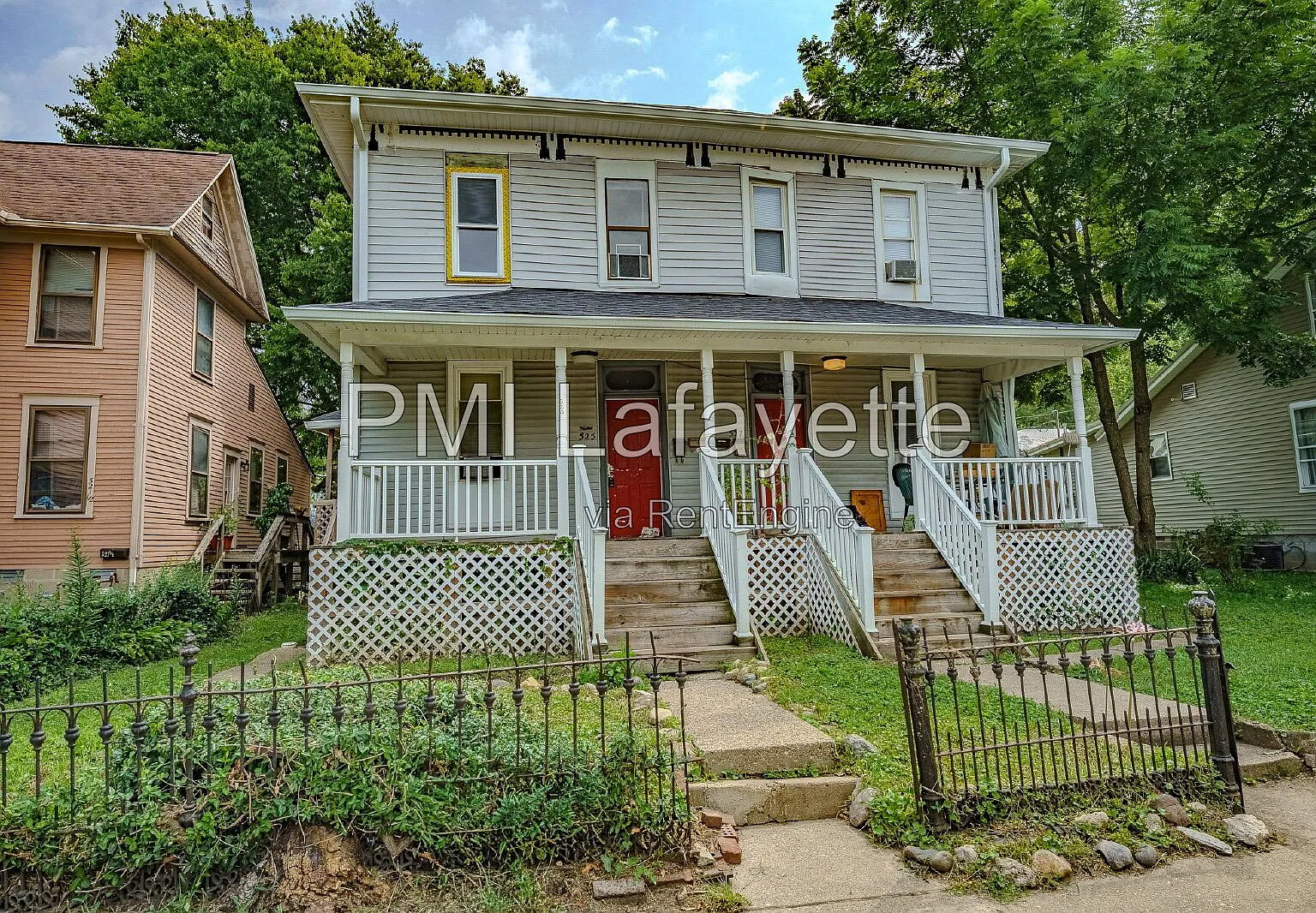 2 bed, 2.0 bath, 810 sqft, $1,049 — Photo 1