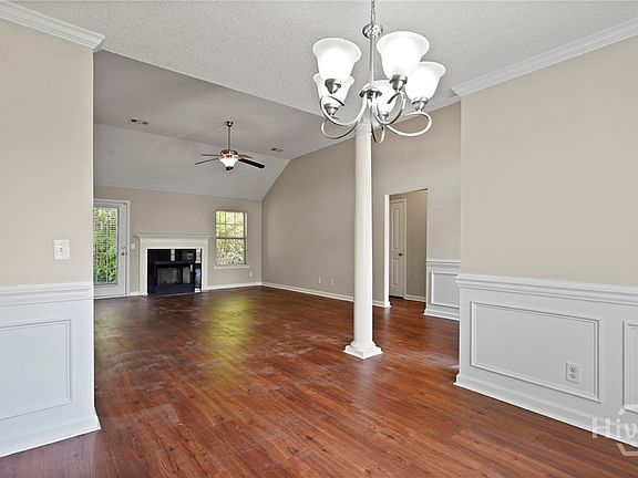 5th image of 113 Katama Way