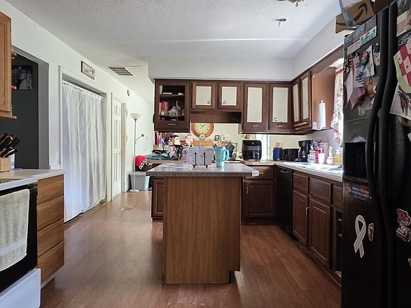 5th image of 7107 Hearthstone Way