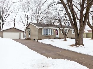 9343 Wellington Ln N, Maple Grove, MN 55369