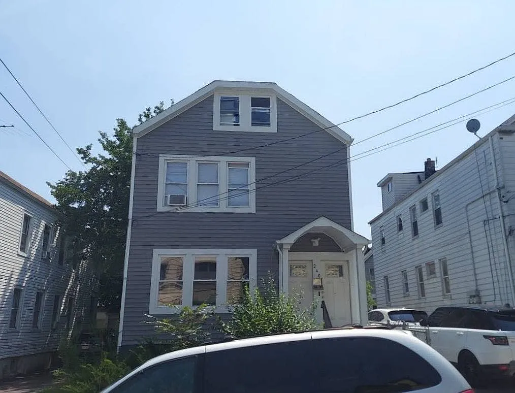 238-242 Fulton St photo 1