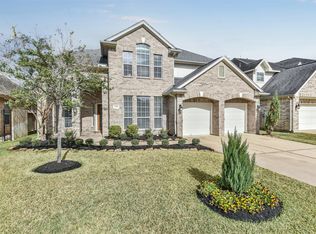 17906 Sugarloaf Bay Dr, Cypress, TX 77429