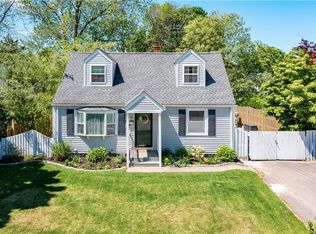 45 Nichols Rd, North Kingstown, RI 02852