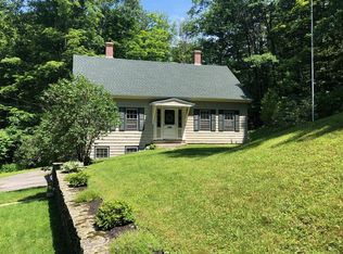 28 Proctor St, Ashburnham, MA 01430