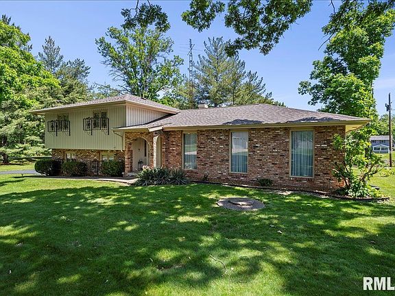 2nd image of 2 Linda Ln