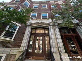 33 Stearns Rd #5, Brookline, MA 02446